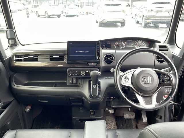 ホンダ Ｎ ＢＯＸ カスタム G L ターボ ホンダセンシング 長野県 2018(平30)年 4.7万km プレミアムベルベットパープル・パール ターボ/純正8インチナビ/(VXU-195NBi)/BluetoothAudio/フルセグTV/バックカメラ/純正15インチアルミホイール/オートマチックハイビーム/両側パワースライドドア/クルーズコントロール/レーンキープアシスト/アイドリングストップ/ハーフレザーシート/衝突軽減ブレーキ/LEDヘッドライト/ビルトインETC/純正ドラレコ/コーナーセンサー/オートライト