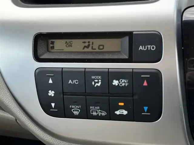 ホンダ Ｎ ＷＧＮ G 道央・札幌 2014(平26)年 6.2万km スマートブラック ４WD/純正オーディオ/AM/FM/AUX/CD/横滑り防止装置/アイドリングストップ/プッシュスタート/スマートキー/ハロゲンヘッドライト/フォグランプ/ヘッドライトレベライザー/電動格納ミラー/ヒーテッドドアミラー/純正フロアマット/ドアバイザー/社外エンジンスターター