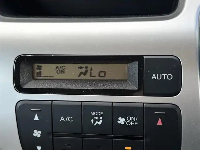 ホンダ Ｎ ＷＧＮ G 道央・札幌 2014(平26)年 6.2万km スマートブラック ４WD/純正オーディオ/AM/FM/AUX/CD/横滑り防止装置/アイドリングストップ/プッシュスタート/スマートキー/ハロゲンヘッドライト/フォグランプ/ヘッドライトレベライザー/電動格納ミラー/ヒーテッドドアミラー/純正フロアマット/ドアバイザー/社外エンジンスターター
