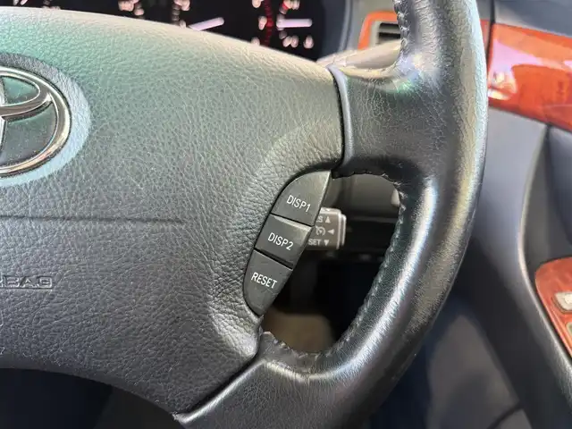 トヨタ セルシオ eR 愛知県 2006(平18)年 8.8万km ホワイトパールクリスタルシャイン /禁煙//サンルーフ//メーカーナビ　//バックカメラ//CD/DVD/MD/AM/FM　純正ETC//HIDオートライト　//フォグ　//AFS//純正18AW　//クルーズコントロール//黒革シート　//シートヒーター//メモリ付パワーシート　//スペアタイヤ//PWR・ECT・SNOWモード//オートリトラクタブルミラー//ウッドコンビステアリング　//ステリングスイッチ//リア電動サンシェード　//ISOFIX//スマートキー　//純正フロアマット　//純正バイザー//保証書　//取説　//ナビ取説　//記録簿　//スペアキー