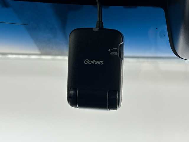 ホンダ Ｎ ＢＯＸ カスタム G L ターボ ホンダセンシング 神奈川県 2018(平30)年 5.9万km プレミアムホワイトパールⅡ 純正8型SDナビゲーション【VXU-185NBi】/フルセグ　CD DVD　MUSICRACK　USB　Bluetooth　AUX　AppleCarPlay　iPod/バックカメラ/両側電動スライドドア【サンシェード】/ホンダセンシング/衝突軽減ブレーキ/誤発進抑制機能/歩行者事故低減ステアリング/路外逸脱抑制機能/渋滞追従機能付きアダプティブクルーズコントロール/車線維持支援システム/先行車発進お知らせ機能/標識認識機能/近距離衝突軽減ブレーキ/前後ソナー/オートハイビーム/ハーフレザーシート/革巻きステアリング/パドルシフト/純正前方ドライブレコーダー/プッシュスタート/スマートキー/純正15インチアルミホイール/LEDヘッドランプ/LEDフロントフォグランプ/オートライト/純正サイド/リアスポイラー