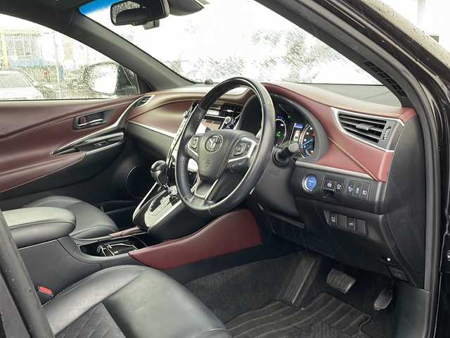 トヨタ ハリアー ハイブリッド プログレス 道北・旭川 2018(平30)年 7.9万km スパークリングブラックパールクリスタルシャイン /4WD//禁煙車//JBLサウンド//純正ナビ//BT/CD/DVD/USB/AUX/BD/フルセグ//トヨタセーフティセンスP//LDA//PCS//クリアランスソナー//ACC//ICS//パワーバックドア//全方位カメラ//革巻きステアリング//ステアリングスイッチ//オートライト//LEDヘッドライト//フォグランプ//オートマチックハイビーム//ハーフレザーシート//ETC//オートワイパー//スペアキー//オートリトラミラー//ラゲッジマット