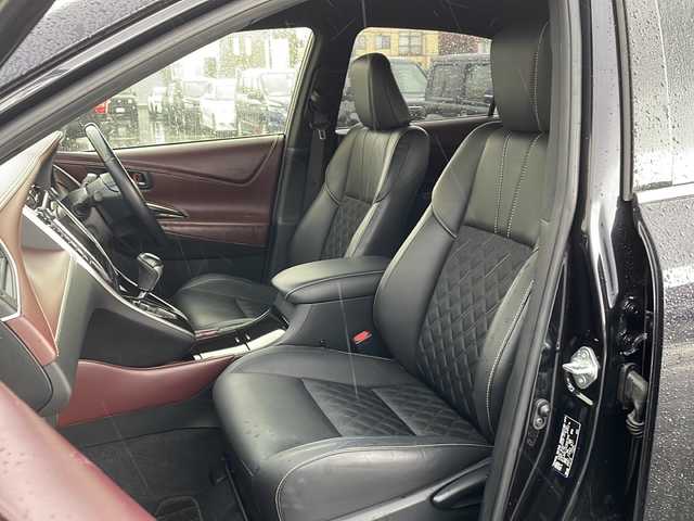 トヨタ ハリアー ハイブリッド プログレス 道北・旭川 2018(平30)年 7.9万km スパークリングブラックパールクリスタルシャイン /4WD//禁煙車//JBLサウンド//純正ナビ//BT/CD/DVD/USB/AUX/BD/フルセグ//トヨタセーフティセンスP//LDA//PCS//クリアランスソナー//ACC//ICS//パワーバックドア//全方位カメラ//革巻きステアリング//ステアリングスイッチ//オートライト//LEDヘッドライト//フォグランプ//オートマチックハイビーム//ハーフレザーシート//ETC//オートワイパー//スペアキー//オートリトラミラー//ラゲッジマット