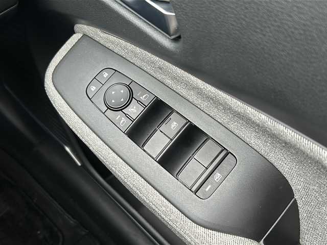 日産 オーラ G レザーエディション 広島県 2023(令5)年 0.7万km ピュアホワイトパール 禁煙/プロパイロット/ＢＯＳＥサウンド/純正ナビ/フルセグTV/Bluetooth/USB/アラウンドビューモニター/レザーシート/シートヒーター/ワイヤレス充電/ステアリングスイッチ/ステアリングヒーター/デジタルインナーミラー/ドライブレコーダー/コーナーセンサー/BSM/純正アルミホイール/純正フロアマット/純正ドアバイザー