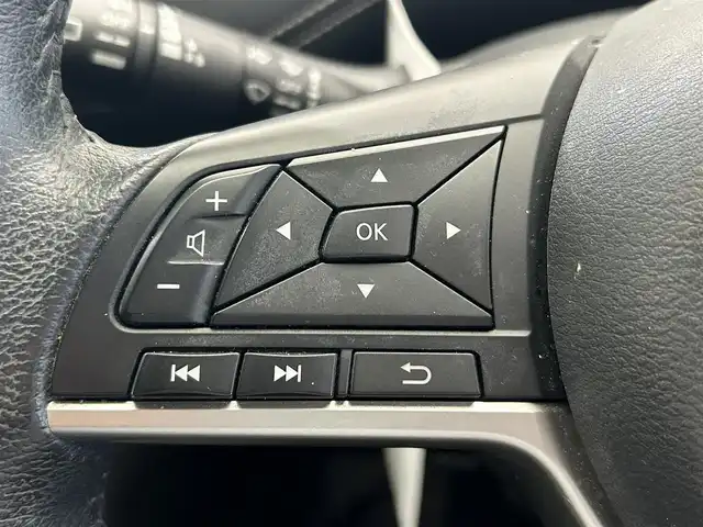 日産 セレナ ハイウェイスター 鹿児島県 2017(平29)年 6.2万km ブリリアントホワイトパール 2トーン 禁煙車/プロパイロット/　・レーンキープアシスト/　・自動駐車システム/　・クルーズコントロール(追従走行あり)/純正9インチナビ(MM516D-L)/　・Bluetooth/　・AppleCarPlay/　・AndroidAuto/　・AUX/iPod/　・フルセグTV/　・USB/　・AM/FM/両側パワースライドドア/後席モニター/全周囲カメラ/デジタルインナーミラー/前後コーナーセンサー/ETC/ドライブレコーダー/純正フロアマット/純正アルミホイール/電動格納ミラー