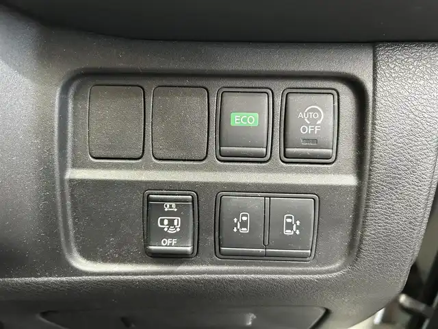 日産 セレナ ハイウェイスター 鹿児島県 2017(平29)年 6.2万km ブリリアントホワイトパール 2トーン 禁煙車/プロパイロット/　・レーンキープアシスト/　・自動駐車システム/　・クルーズコントロール(追従走行あり)/純正9インチナビ(MM516D-L)/　・Bluetooth/　・AppleCarPlay/　・AndroidAuto/　・AUX/iPod/　・フルセグTV/　・USB/　・AM/FM/両側パワースライドドア/後席モニター/全周囲カメラ/デジタルインナーミラー/前後コーナーセンサー/ETC/ドライブレコーダー/純正フロアマット/純正アルミホイール/電動格納ミラー