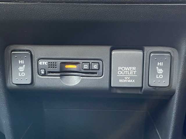 ホンダ Ｎ ＢＯＸ G SSパッケージ 宮城県 2017(平29)年 6万km ブリティッシュグリーンP 登録時走行距離59715km/プッシュスタート/パワーステアリング/パワーウインドウ/スペアキー有り/シートヒーター/ステアリングリモコン/両側パワースライドドア/アイドリングストップ/AAC/電動格納ミラー/バックカメラ/タイヤ【ブリヂストン・セイバーリング】24年製/横滑り防止/CTBA　offスイッチ/ドライブレコーダー/純正フロアマット/純正ワンセグナビ/CD/SD・USB/AM/FM/Bluetooth接続/ABS/盗難防止装置/衝突軽減装置/オートライト/純正アルミホイール