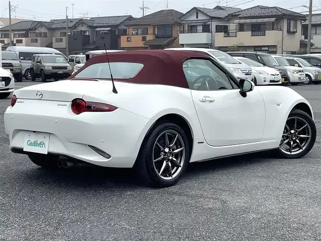 マツダ ロードスター 100周年特別記念車 千葉県 2021(令3)年 1万km スノーフレイクホワイトパールマイカ 純正ナビ(CD/DVD/AUX)/フルセグTV/バックカメラ/Bluetooth/レザーシート/シートヒーター/ビルトインETC/ドライブレコーダー/クルーズコントロール/コーナーセンサー/レーンキープアシスト/横滑り防止装置/ステアリングスイッチ/純正LEDライト