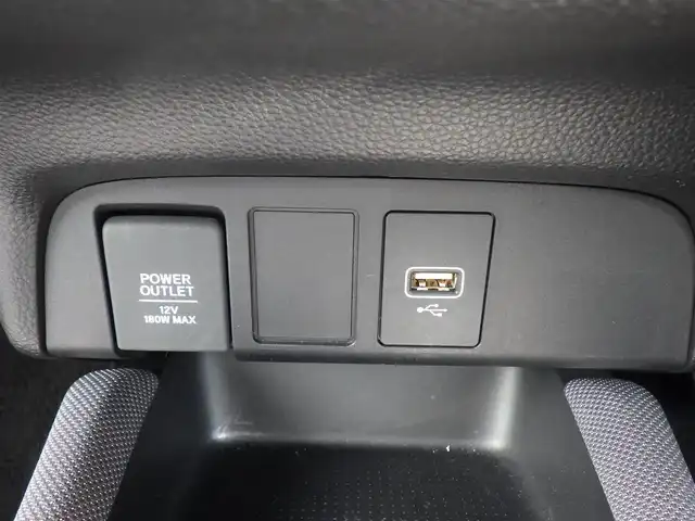 ホンダ フィット e:HEVクロスター 千葉県 2020(令2)年 3.4万km サーフブルー ホンダセンシング/・衝突軽減ブレーキ（CMBS）/・車線維持支援システム（LKAS）/・アダプティブクルーズコントロール（ACC）/・誤発進抑制機能/・後方誤発進抑制機能/アイドリングストップ/純正メモリーナビ/【CD再生可】/バックカメラ/ETC/LEDヘッドライト/フォグライト/ウインカーミラー/ステアリングスイッチ/コーナーセンサー/純正16インチアルミホイル/サイド/カーテンエアバッグ/スマートキー