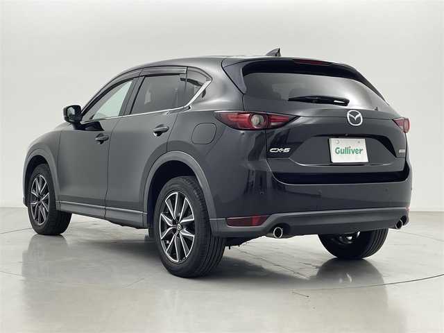 マツダ ＣＸ－５ XD Lパッケージ 熊本県 2017(平29)年 6.9万km ジェットブラックマイカ メーカーオプション/・BOSEサウンドシステム/・地デジ/CD/DVD/アドバンスドスマートシティブレーキ/後退時スマートシティブレーキサポート/誤発進抑制機能/スマートブレーキサポート/レーダークルーズコントロール/ブラインドスポットモニタリング/車線逸脱警報システム/レーンキープアシストシステム/リアパーキングセンサー/ドライバーアテンションアラート/純正SDナビ/フルセグTV/【CD/DVD/Bluetooth/USB/AUX】/バックカメラ/ETC/パドルシフト/ヘッドアップディスプレイ/パワーバックドア/レザーシート/D/N席パワーシート/D/N席シートヒーター/ステアリングヒーター/オートライト/アダプティブLEDヘッドライト/シグネチャーLEDランプ/225/55R19インチ純正AW/プッシュスタート/スマートキー/スペアキー/純正フロアマット/保証書/取扱説明書
