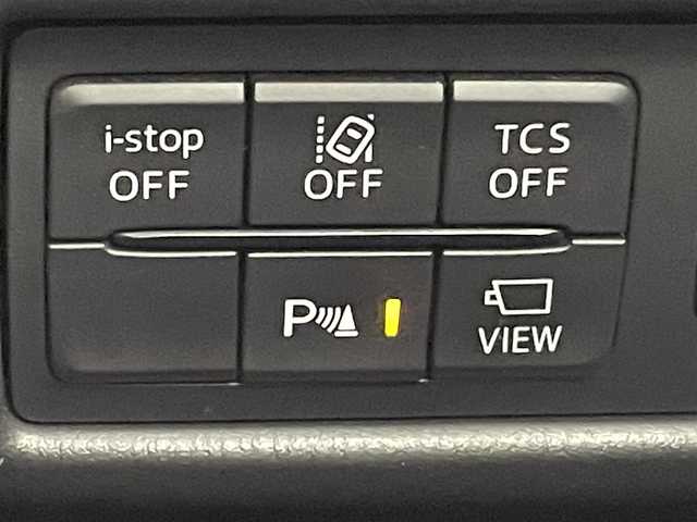 マツダ ＣＸ－５ XD Lパッケージ 鹿児島県 2017(平29)年 6.9万km ジェットブラックマイカ メーカーオプション/・BOSEサウンドシステム/・地デジ/CD/DVD/アドバンスドスマートシティブレーキ/後退時スマートシティブレーキサポート/誤発進抑制機能/スマートブレーキサポート/レーダークルーズコントロール/ブラインドスポットモニタリング/車線逸脱警報システム/レーンキープアシストシステム/リアパーキングセンサー/ドライバーアテンションアラート/純正SDナビ/フルセグTV/【CD/DVD/Bluetooth/USB/AUX】/バックカメラ/ETC/パドルシフト/ヘッドアップディスプレイ/パワーバックドア/レザーシート/D/N席パワーシート/D/N席シートヒーター/ステアリングヒーター/オートライト/アダプティブLEDヘッドライト/シグネチャーLEDランプ/225/55R19インチ純正AW/プッシュスタート/スマートキー/スペアキー/純正フロアマット/保証書/取扱説明書