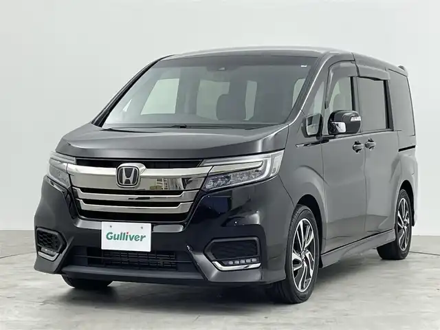 ホンダ ステップワゴン スパーダ クルスピセンシング 群馬県 2020(令2)年 4.2万km プレミアムスパークルブラックパール 純正９インチナビ　フリップダウンモニター　レーダークルーズコントロール　レーンキープアシスト　両側パワースライドドア　オートマチックハイビーム　シートヒーター　ステアリングスイッチ　ＬＥＤ　ＥＴＣ