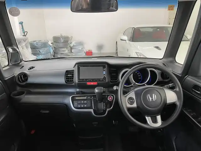 ホンダ Ｎ ＢＯＸ カスタム G 千葉県 2014(平26)年 4.7万km プレミアムホワイトパール ワンオーナー/純正メモリナビ【VXM-152VFi】/・TV/BT/DVD/ラジオ/バックカメラ/パワースライドドア/ETC/ステアリングスイッチ/取扱説明書/保証書/スペアキー