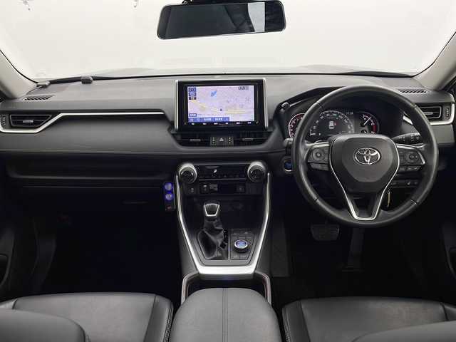 トヨタ ＲＡＶ４ G Zパッケージ 千葉県 2020(令2)年 7.6万km アティチュードブラックマイカ ４WD/・ダウンヒルアシストコントロール/トヨタセーフティセンス/・レーントレーシングアシスト/・レーンディパーチャーアラート/・ブラインドスポットモニター/・プリクラッシュセーフティ/・プリクラッシュセーフティブレーキ/・クリアランスソナー/・レーダークルーズコントロール/パワーバックドア/純正9インチメモリナビ/・型番：NSZT-Y68T/・CD/DVD/Bluetooth/フルセグTV/・バックカメラ/・ビルトインETC2.0/レザーシート/・D席メモリ付きパワーシート/・DNシートヒーター/革巻きステアリング/・ステアリングスイッチ/・ステアリングヒーター/MT付きAT/左右独立エアコン/純正フロアマット/純正ドアバイザー/純正19インチAW/ルーフレール/電動格納ウインカーミラー/オートライト/・オートマチックハイビーム/・LEDヘッドライト/・LEDフォグランプ/プッシュスタート/・スマートキー/・スペアキー/新車時保証書、取扱説明書