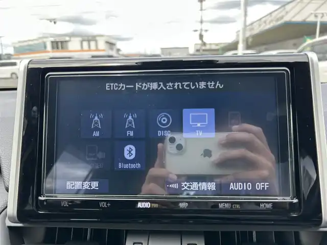 トヨタ ＲＡＶ４ G Zパッケージ 岡山県 2020(令2)年 7.6万km アティチュードブラックマイカ ４WD/・ダウンヒルアシストコントロール/トヨタセーフティセンス/・レーントレーシングアシスト/・レーンディパーチャーアラート/・ブラインドスポットモニター/・プリクラッシュセーフティ/・プリクラッシュセーフティブレーキ/・クリアランスソナー/・レーダークルーズコントロール/パワーバックドア/純正9インチメモリナビ/・型番：NSZT-Y68T/・CD/DVD/Bluetooth/フルセグTV/・バックカメラ/・ビルトインETC2.0/レザーシート/・D席メモリ付きパワーシート/・DNシートヒーター/革巻きステアリング/・ステアリングスイッチ/・ステアリングヒーター/MT付きAT/左右独立エアコン/純正フロアマット/純正ドアバイザー/純正19インチAW/ルーフレール/電動格納ウインカーミラー/オートライト/・オートマチックハイビーム/・LEDヘッドライト/・LEDフォグランプ/プッシュスタート/・スマートキー/・スペアキー/新車時保証書、取扱説明書
