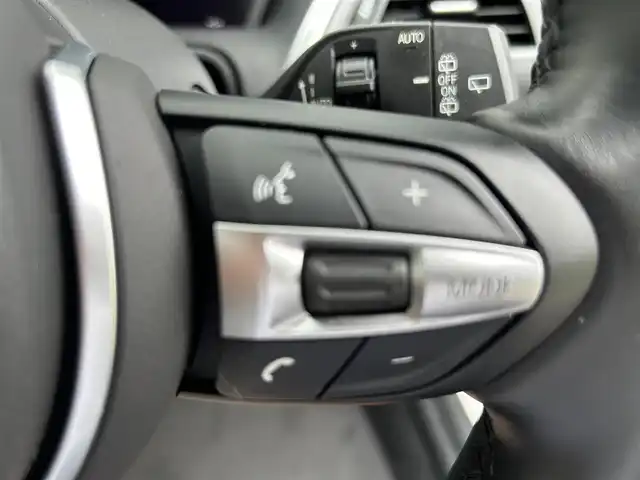 ＢＭＷ １１８ｄ Mスポーツ エディションシャドー 千葉県 2017(平29)年 3.9万km アルピンホワイトⅢ 衝突軽減ブレーキ/レーダークルーズコントロール/レーンキープアシスト/クリアランスソナー/純正ナビ/・BT/DVD/CD/USB/バックカメラ/ステアリングスイッチ/ETC/レザーシート(茶)/シートヒーター(D/N席)/LEDヘッドライト/オートライト/フォグライト/バックフォグ/スマートキー/プッシュスタート/フロアマット
