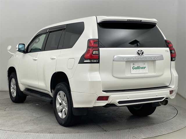 トヨタ ランドクルーザー プラド TX 道央・札幌 2021(令3)年 2.4万km ホワイトパールクリスタルシャイン ・ワンオーナー/・４WD/・寒冷地仕様/・純正SDナビ/・CD/DVD/SD/BT/フルセグTV/・TRDエアロ/・サンルーフ/・プリクラッシュセーフティ/・レーンキープアシスト/・アダプティブクルーズコントロール/・クリアランスソナー/・横滑り防止装置/・オートマチックハイビーム/・オートライト/・ベージュレザー調シートカバー/・純正17インチAW/・夏タイヤゴムのみ積込/・社外フロアマット/・プッシュスタート/・スマートキー/・スペアキー/・純正エンジンスターター/・保証書/・取扱説明書