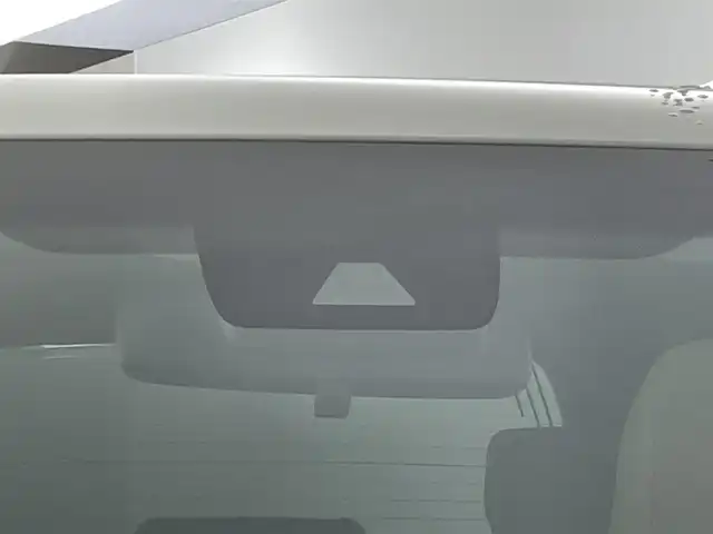 トヨタ ランドクルーザー プラド TX 道央・札幌 2021(令3)年 2.4万km ホワイトパールクリスタルシャイン ・ワンオーナー/・４WD/・寒冷地仕様/・純正SDナビ/・CD/DVD/SD/BT/フルセグTV/・TRDエアロ/・サンルーフ/・プリクラッシュセーフティ/・レーンキープアシスト/・アダプティブクルーズコントロール/・クリアランスソナー/・横滑り防止装置/・オートマチックハイビーム/・オートライト/・ベージュレザー調シートカバー/・純正17インチAW/・夏タイヤゴムのみ積込/・社外フロアマット/・プッシュスタート/・スマートキー/・スペアキー/・純正エンジンスターター/・保証書/・取扱説明書