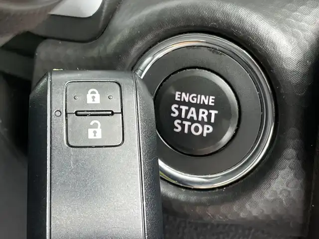 スズキ ハスラー HYBRID X ターボ 新潟県 2020(令2)年 6.1万km フェニックスレッドパール/ガンメタリック2トーンルーフ メモリナビ/(CD.DVD.SD.フルセグ.Bluetooth)/バックカメラ/レーダークルーズコントロール/レーンキープアシスト/衝突軽減ブレーキ/革巻きステアリング/ステアリングリモコン/LEDオートライト/フォグランプ/パドルシフト/ドライブレコーダー/前席シートヒーター/プッシュスタート/スマートキー/純正フロアマット