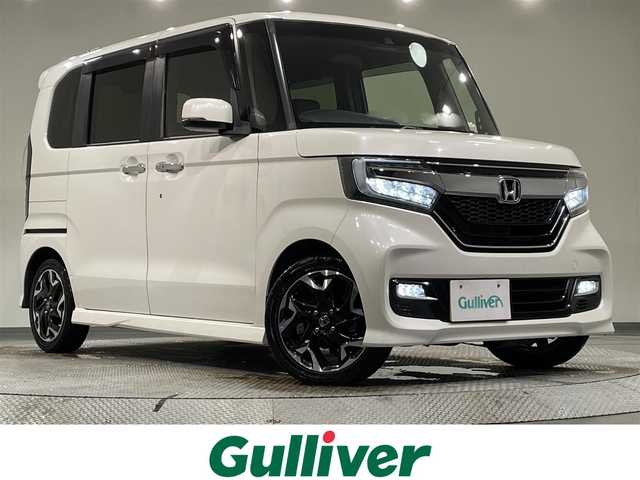ホンダ Ｎ ＢＯＸ カスタム G L ターボ ホンダセンシング 愛知県 2017(平29)年 9.6万km プレミアムホワイトパールⅡ 純正８インチギャザズナビ/（CD・DVD再生/FM/AM/フルセグTV/SD/iPod/AppleCarPlay)/両側パワースライドドア　/ホンダセンシング/　　-レーダークルーズコントロール　/　　-衝突軽減ブレーキ　/　　-車線逸脱警報/　　-先行車発進お知らせ/　　-オートマチックハイビーム/ビルトインＥＴＣ　/バックカメラ　/パドルシフト　/ＬＥＤヘッドライト　/LEDフォグランプ/コーナーセンサー/純正フロアマット/後席サンバイザー
