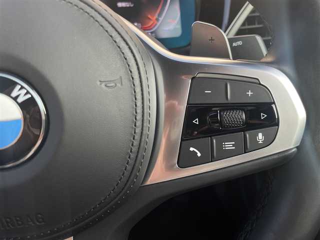 ＢＭＷ ３２０ｄ xDrive Mスポーツ EDジョイ+ 福岡県 2020(令2)年 2.5万km 白 純正ナビ/バックカメラ/ハーフレザーシート/シートヒーター/ACC/BSM/LKA/360°ドライブレコーダー/純正オプション19インチアルミホイール/インテリジェントセーフティ/パドルシフト/パーキングセンサー/スマートキー