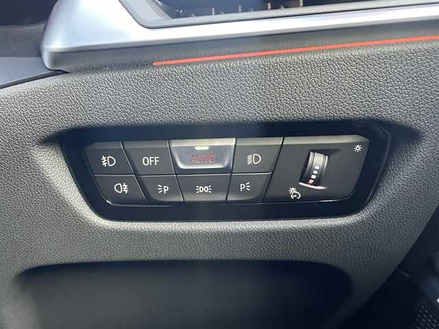 ＢＭＷ ３２０ｄ xDrive Mスポーツ EDジョイ+ 福岡県 2020(令2)年 2.5万km 白 純正ナビ/バックカメラ/ハーフレザーシート/シートヒーター/ACC/BSM/LKA/360°ドライブレコーダー/純正オプション19インチアルミホイール/インテリジェントセーフティ/パドルシフト/パーキングセンサー/スマートキー