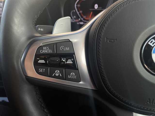 ＢＭＷ ３２０ｄ xDrive Mスポーツ EDジョイ+ 福岡県 2020(令2)年 2.5万km 白 純正ナビ/バックカメラ/ハーフレザーシート/シートヒーター/ACC/BSM/LKA/360°ドライブレコーダー/純正オプション19インチアルミホイール/インテリジェントセーフティ/パドルシフト/パーキングセンサー/スマートキー