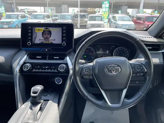 トヨタ ハリアー ハイブリッド G 石川県 2020(令2)年 4万km ブラック ワンオーナー/純正ディスプレイオーディオ/フルセグTV/バックカメラ/LEDヘッドライト/パワーバックドア/ビルトインETC/純正アルミホイール/トヨタセーフティセンス/レーダークルーズ/デジタルミラー/スマートキー/プッシュスタート/電動ミラー/保証書
