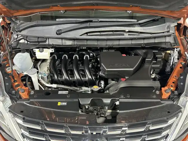 日産 セレナ ハイウェイスター V 佐賀県 2022(令4)年 0.7万km オレンジ 純正10インチナビ/社外フリップダウンモニター/バックカメラ/福祉車両/助手席スライドアップシート/車椅子収納装置/衝突被害軽減システム/プロパイロット/レーンアシスト/レーダークルーズコントロール/ロードサインアシスト/オートライト/オートマチックハイビーム/LEDヘッドライト/LEDフォグライト/電子パーキング/オートブレーキホールド/前方ドライブレコーダー/ビルトインETC/両側パワースライドドア/ハンズフリースライドドア/ステアリングヒーター/運転席シートヒーター/後席サンシェード/シートバックテーブル/ISOFIX対応/純正フロアマット/純正16インチアルミホイール/ステアリングスイッチ/プッシュスタート/スマートキー