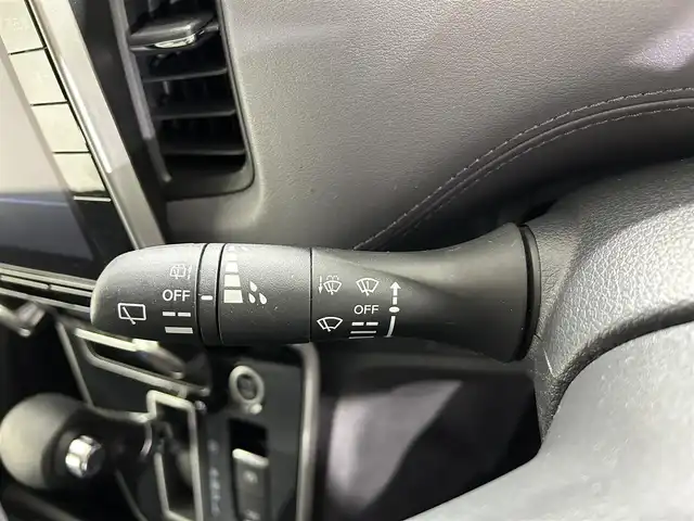 日産 セレナ ハイウェイスター V 佐賀県 2022(令4)年 0.7万km オレンジ 純正10インチナビ/社外フリップダウンモニター/バックカメラ/福祉車両/助手席スライドアップシート/車椅子収納装置/衝突被害軽減システム/プロパイロット/レーンアシスト/レーダークルーズコントロール/ロードサインアシスト/オートライト/オートマチックハイビーム/LEDヘッドライト/LEDフォグライト/電子パーキング/オートブレーキホールド/前方ドライブレコーダー/ビルトインETC/両側パワースライドドア/ハンズフリースライドドア/ステアリングヒーター/運転席シートヒーター/後席サンシェード/シートバックテーブル/ISOFIX対応/純正フロアマット/純正16インチアルミホイール/ステアリングスイッチ/プッシュスタート/スマートキー