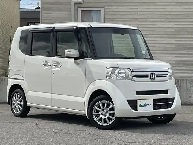 ホンダ Ｎ ＢＯＸ G Lパッケージ 青森県 2016(平28)年 6.2万km プレミアムホワイトパールⅡ 禁煙車/４WD/Stradaナビ/AM/FM/CD/DVD/フルセグ/Bluetooth/純正エンジンスターター/片側パワースライドドア/シートヒーター/衝突軽減システム/バックカメラ/ビルトインETC/HIDヘッドライト/純正フロアマット/取扱説明書/保証書