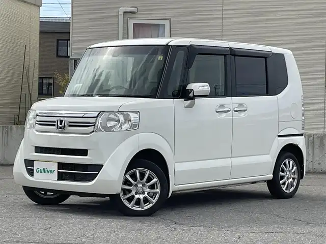 ホンダ Ｎ ＢＯＸ G Lパッケージ 青森県 2016(平28)年 6.2万km プレミアムホワイトパールⅡ 禁煙車/４WD/Stradaナビ/AM/FM/CD/DVD/フルセグ/Bluetooth/純正エンジンスターター/片側パワースライドドア/シートヒーター/衝突軽減システム/バックカメラ/ビルトインETC/HIDヘッドライト/純正フロアマット/取扱説明書/保証書