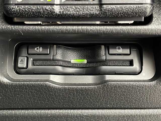 マツダ マツダ３ファストバック 20S プロアクティブ ツーリングS 茨城県 2019(令1)年 7.9万km ソウルレッドクリスタルM 純正ナビ　/フルセグＴＶ　/全周囲カメラ　/衝突軽減ブレーキ　　/アイドリングストップ　/ＥＴＣ　/ハンドルヒーター　/LEDヘッドライト　/パドルシフト　/ステアリングスイッチ　/パワーシート　/コーナーセンサー