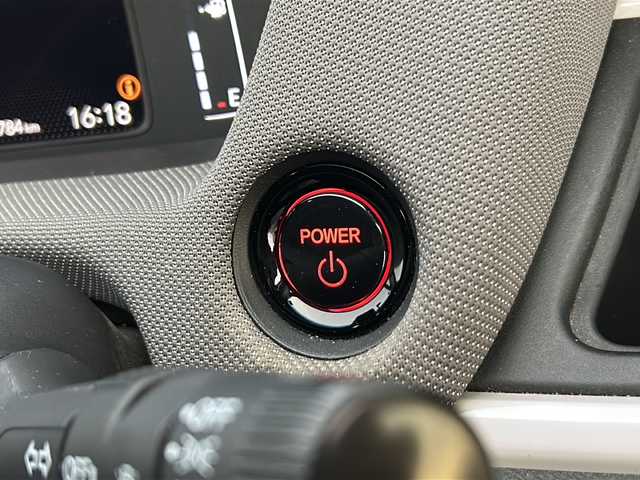 ホンダ フィット e:HEVクロスター 茨城県 2021(令3)年 3.7万km クリスタルブラックパール ワンオーナー/純正ナビ/　　【フルセグ、BT、CD、DVD】/バックカメラ/ホンダセンシング/路外逸脱抑制機能/衝突防止装置/レーンアシスト/横滑り防止装置/コーナーセンサー/アダプティブクルーズコントロール/純正16インチAW/LEDオートライト/純正フロアマット/ETC/スマートキー/プッシュスタート