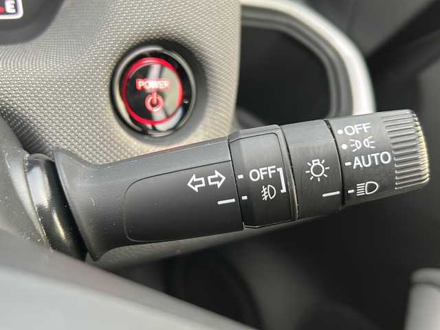 ホンダ フィット e:HEVクロスター 茨城県 2021(令3)年 3.7万km クリスタルブラックパール ワンオーナー/純正ナビ/　　【フルセグ、BT、CD、DVD】/バックカメラ/ホンダセンシング/路外逸脱抑制機能/衝突防止装置/レーンアシスト/横滑り防止装置/コーナーセンサー/アダプティブクルーズコントロール/純正16インチAW/LEDオートライト/純正フロアマット/ETC/スマートキー/プッシュスタート