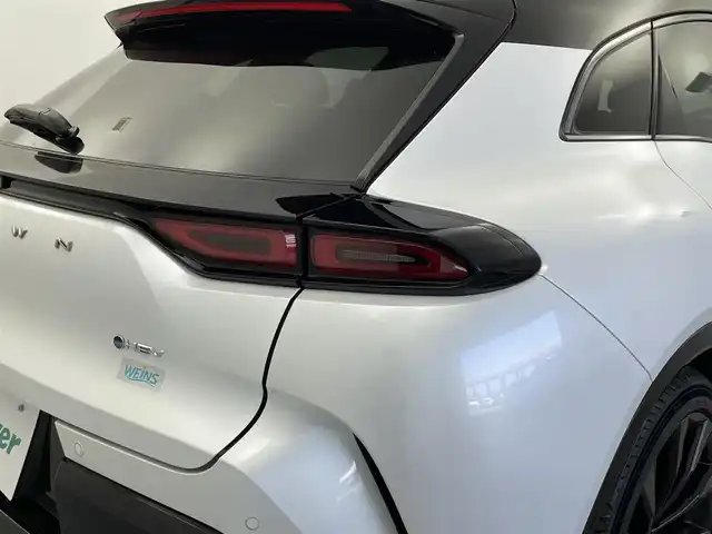 トヨタ クラウン スポーツ Z 福井県 2023(令5)年 2万km パールⅡ モデリスタエアロ /12.3インチディスプレイオーディオ（コネクティッドナビ対応）/ナビ/Bluetooth/Miracat/ITS Connect/トヨタチームメイト/・アドバンスドパーク/・パーキングサポートブレーキ（周囲静止物）/・アドバンスドドライブ（渋滞時支援）/デジタルインナーミラー/全周囲モニター/革シート/シートベンチレーション/シートヒーター/パワーシート/Toyota Safety Sense/・プリクラッシュセーフティ/・緊急時操舵支援（アクティブ操舵機能付）/・フロントトラフィックアラート/・レーンチェンジアシスト/・レーントレーシングアシスト/・レーンディパーチャーアラート/・レーダークルーズコントロール（全車速追従機能付）/・アクティブハイビームシステム/・ロードサインアシスト/・ドライバー異常時対応システム/・プロアクティブドライビングアシスト/・発進遅れ告知機能/ブラインドスポットモニター/安心降車アシスト/パーキングサポートブレーキ（前後）/ヘッドアップディスプレイ/ビルトインETC2.0/純正21インチAW