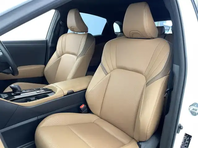 トヨタ クラウン スポーツ Z 福井県 2023(令5)年 2万km パールⅡ モデリスタエアロ /12.3インチディスプレイオーディオ（コネクティッドナビ対応）/ナビ/Bluetooth/Miracat/ITS Connect/トヨタチームメイト/・アドバンスドパーク/・パーキングサポートブレーキ（周囲静止物）/・アドバンスドドライブ（渋滞時支援）/デジタルインナーミラー/全周囲モニター/革シート/シートベンチレーション/シートヒーター/パワーシート/Toyota Safety Sense/・プリクラッシュセーフティ/・緊急時操舵支援（アクティブ操舵機能付）/・フロントトラフィックアラート/・レーンチェンジアシスト/・レーントレーシングアシスト/・レーンディパーチャーアラート/・レーダークルーズコントロール（全車速追従機能付）/・アクティブハイビームシステム/・ロードサインアシスト/・ドライバー異常時対応システム/・プロアクティブドライビングアシスト/・発進遅れ告知機能/ブラインドスポットモニター/安心降車アシスト/パーキングサポートブレーキ（前後）/ヘッドアップディスプレイ/ビルトインETC2.0/純正21インチAW