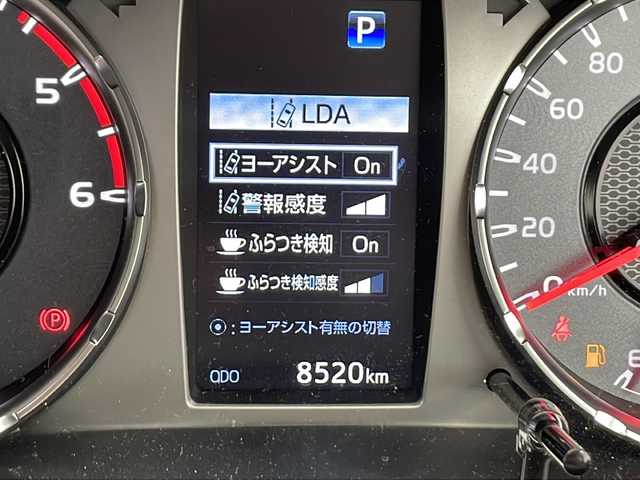 トヨタ ハイラックス Z GRスポーツ 千葉県 2024(令6)年 0.9万km プラチナホワイトパールマイカ 純正ナビ/Bluetooth Miracast AM FM/ＥＴＣ２．０/全方位カメラ/パドルシフト/スポーツペダル/トノカバー/フロアマット/４ＷＤ/パワーシート/純正アルミホイール/レーダークルーズコントロール/ＬＥＤヘッドライト/ウィンカーミラ－/フォグランプ/トヨタセーフティーセンス/プリクラッシュセーフティー/レーンキープアシスト/クリアランスソナー