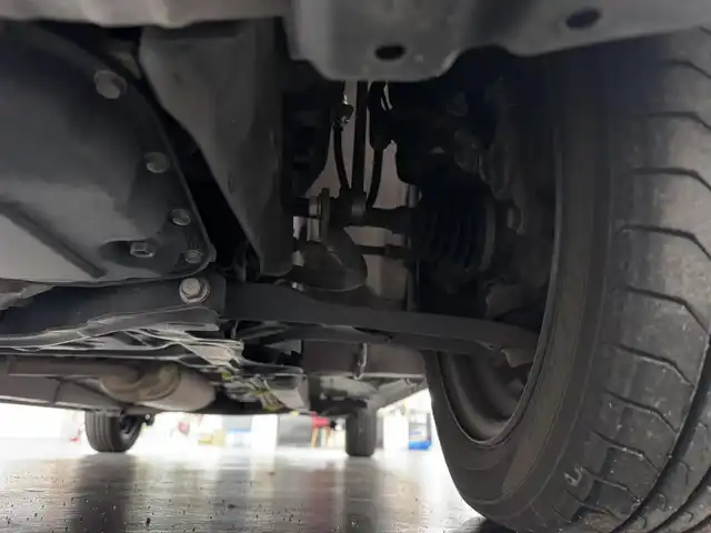 ダイハツ ムーヴ キャンバス G ブラックインテリア リミテッド SAⅢ 三重県 2018(平30)年 5.1万km スムースグレーマイカメタリック/ファイアークォーツレッドメタリック 2トーン ガソリン/FF/インパネCVT/純正 8インチナビ NSZN-X68D/（TV/CD/DVD/iPod/MEMORY MUSIC/SD/Bluetooth/FM/AM/USB/HDMI/ドラレコ）/パノラマモニター/両側パワースライドドア/ドライブレコーダー 前方（ナビ連動）/ETC/衝突回避支援システム スマートアシスト3/・衝突警報機能（対車両・対歩行者）/・衝突回避支援ブレーキ機能（対車両・対歩行者）/・誤発進抑制制御機能（前方・後方）/・車線逸脱警報機能/・オートハイビーム機能/など/装備/・オートエアコン/・オートライト/・LEDヘッドランプ（AFS・オートレベリング機能・LEDクリアランスランプ付）/・LEDフロントフォグランプ/・ステアリングスイッチ/・プッシュスタート/・助手席大型シートアンダートレイ/・純正ホイールキャップ＋14インチスチールホイール/・スマートキーx2/・保/取/ナビ取/など