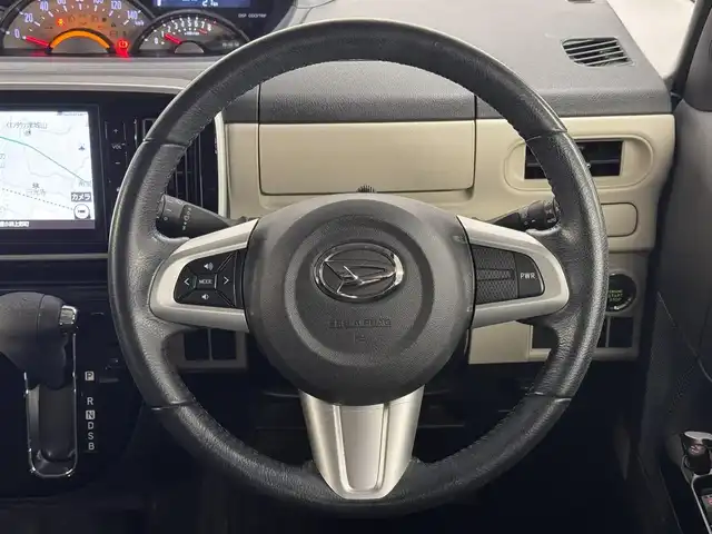 ダイハツ ムーヴ キャンバス G ブラックインテリア リミテッド SAⅢ 三重県 2018(平30)年 5.1万km スムースグレーマイカメタリック/ファイアークォーツレッドメタリック 2トーン ガソリン/FF/インパネCVT/純正 8インチナビ NSZN-X68D/（TV/CD/DVD/iPod/MEMORY MUSIC/SD/Bluetooth/FM/AM/USB/HDMI/ドラレコ）/パノラマモニター/両側パワースライドドア/ドライブレコーダー 前方（ナビ連動）/ETC/衝突回避支援システム スマートアシスト3/・衝突警報機能（対車両・対歩行者）/・衝突回避支援ブレーキ機能（対車両・対歩行者）/・誤発進抑制制御機能（前方・後方）/・車線逸脱警報機能/・オートハイビーム機能/など/装備/・オートエアコン/・オートライト/・LEDヘッドランプ（AFS・オートレベリング機能・LEDクリアランスランプ付）/・LEDフロントフォグランプ/・ステアリングスイッチ/・プッシュスタート/・助手席大型シートアンダートレイ/・純正ホイールキャップ＋14インチスチールホイール/・スマートキーx2/・保/取/ナビ取/など