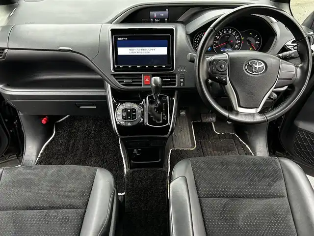 トヨタ ヴォクシー ZS 煌Ⅲ 道北・旭川 2021(令3)年 2.3万km ブラック ワンオーナー/純正9インチナビ/純正フリップダウンモニター/フルセグTV/バックカメラ/両側電動スライドドア/クリアランスソナー/ハーフレザーシート/クルーズコントロール/ETC2.0