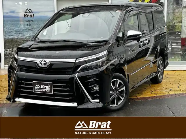 トヨタ ヴォクシー ZS 煌Ⅲ 道北・旭川 2021(令3)年 2.3万km ブラック ワンオーナー/純正9インチナビ/純正フリップダウンモニター/フルセグTV/バックカメラ/両側電動スライドドア/クリアランスソナー/ハーフレザーシート/クルーズコントロール/ETC2.0