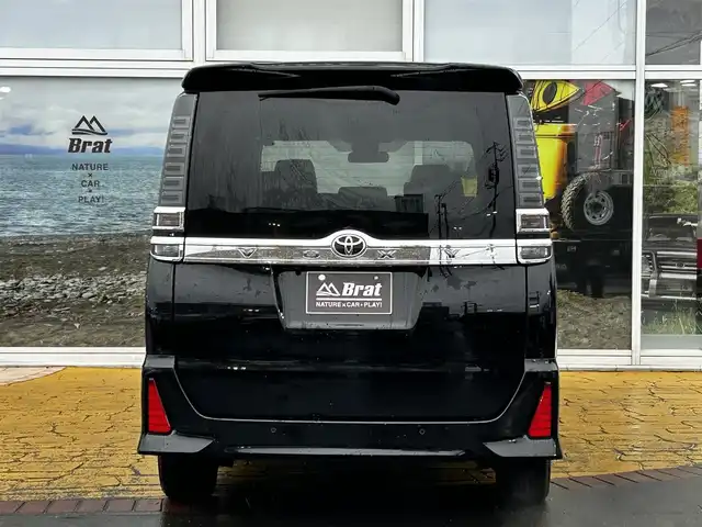 トヨタ ヴォクシー ZS 煌Ⅲ 道北・旭川 2021(令3)年 2.3万km ブラック ワンオーナー/純正9インチナビ/純正フリップダウンモニター/フルセグTV/バックカメラ/両側電動スライドドア/クリアランスソナー/ハーフレザーシート/クルーズコントロール/ETC2.0