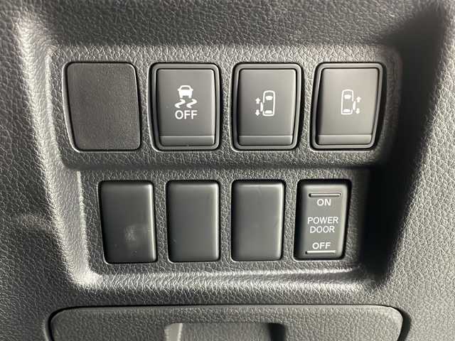 日産 エルグランド 250ハイウェイスターS 宮城県 2021(令3)年 2.7万km 黒 禁煙車/ツインサンルーフ/インテリジェント アラウンドビューモニター/インテリジェントエマージェンシーブレーキ/インテリジェントクルーズコントロール/車線逸脱警報システム/ALPINEフリップダウンモニター/ALPINE11型ナビ/・CD・DVD・BT・CD/・フルセグTV/ハーフレザーシート/両側パワースライドドア/ドライブレコーダー（前後）/ETC/革巻きステアリング/ステアリングスイッチ/LEDヘッドライト/社外フロアマット/純正18インチアルミホイール/プッシュスタート/スマートキー/横滑り防止装置/ロールサンシェード