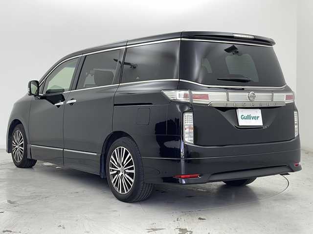 日産 エルグランド 250ハイウェイスターS 宮城県 2021(令3)年 2.7万km 黒 禁煙車/ツインサンルーフ/インテリジェント アラウンドビューモニター/インテリジェントエマージェンシーブレーキ/インテリジェントクルーズコントロール/車線逸脱警報システム/ALPINEフリップダウンモニター/ALPINE11型ナビ/・CD・DVD・BT・CD/・フルセグTV/ハーフレザーシート/両側パワースライドドア/ドライブレコーダー（前後）/ETC/革巻きステアリング/ステアリングスイッチ/LEDヘッドライト/社外フロアマット/純正18インチアルミホイール/プッシュスタート/スマートキー/横滑り防止装置/ロールサンシェード