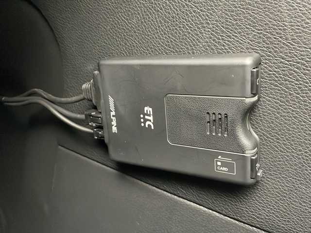 日産 エルグランド 250ハイウェイスターS 宮城県 2021(令3)年 2.7万km 黒 禁煙車/ツインサンルーフ/インテリジェント アラウンドビューモニター/インテリジェントエマージェンシーブレーキ/インテリジェントクルーズコントロール/車線逸脱警報システム/ALPINEフリップダウンモニター/ALPINE11型ナビ/・CD・DVD・BT・CD/・フルセグTV/ハーフレザーシート/両側パワースライドドア/ドライブレコーダー（前後）/ETC/革巻きステアリング/ステアリングスイッチ/LEDヘッドライト/社外フロアマット/純正18インチアルミホイール/プッシュスタート/スマートキー/横滑り防止装置/ロールサンシェード