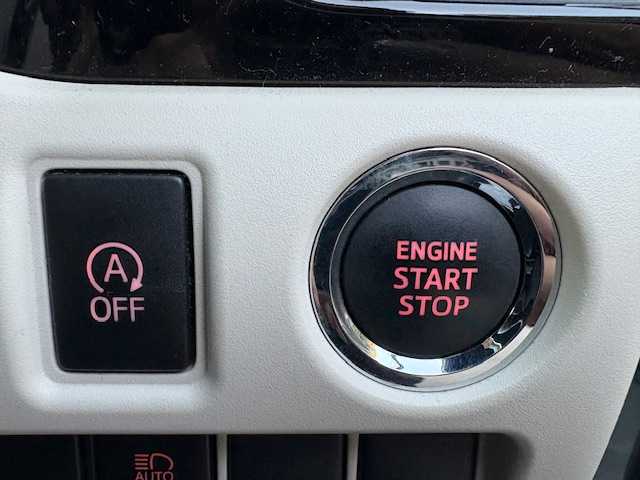 トヨタ ノア Si ダブルバイビーⅡ 大阪府 2019(令1)年 4.6万km ホワイトパールクリスタルシャイン １０インチナビ　/フルセグ　/Ｂｌｕｅｔｏｏｔｈ　/バックカメラ　/フリップダウンモニター　/両側パワースライドドア　/ドライブレコーダー　/クルーズコントロール　/ビルトイン２．０ＥＴＣ　/フロアーマット