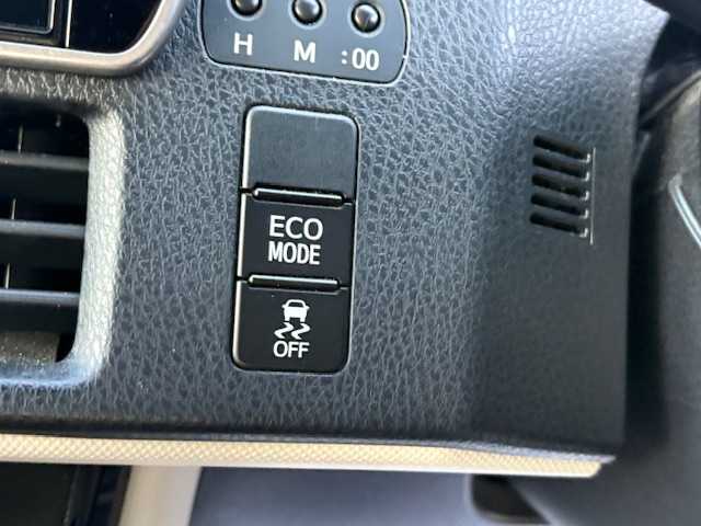 トヨタ ノア Si ダブルバイビーⅡ 大阪府 2019(令1)年 4.6万km ホワイトパールクリスタルシャイン １０インチナビ　/フルセグ　/Ｂｌｕｅｔｏｏｔｈ　/バックカメラ　/フリップダウンモニター　/両側パワースライドドア　/ドライブレコーダー　/クルーズコントロール　/ビルトイン２．０ＥＴＣ　/フロアーマット