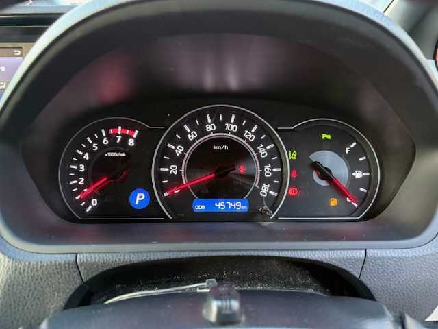 トヨタ ノア Si ダブルバイビーⅡ 大阪府 2019(令1)年 4.6万km ホワイトパールクリスタルシャイン １０インチナビ　/フルセグ　/Ｂｌｕｅｔｏｏｔｈ　/バックカメラ　/フリップダウンモニター　/両側パワースライドドア　/ドライブレコーダー　/クルーズコントロール　/ビルトイン２．０ＥＴＣ　/フロアーマット