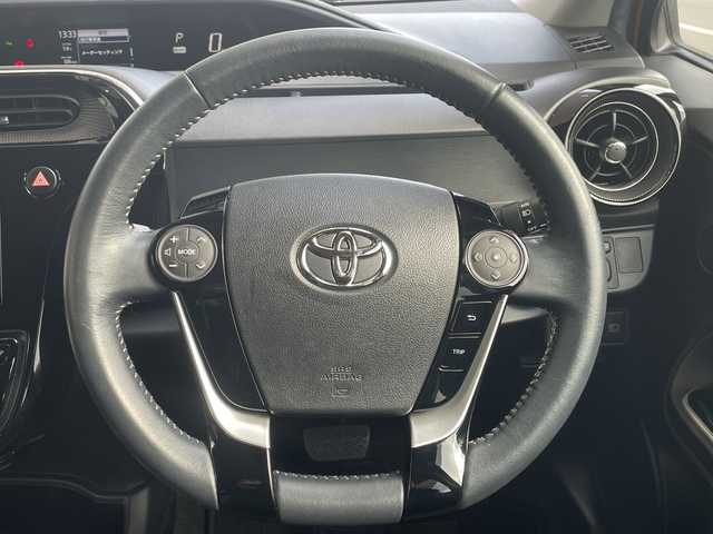 トヨタ アクア クロスオーバー グラム 愛知県 2019(令1)年 4.1万km イエロー トヨタセーフティセンス/純正9型ナビ/バックカメラ/シートヒーター/ハーフレザーシート/純正アルミホイール/純正フロアマット/ルーフレール/LEDヘッドライト/オートマチックハイビーム/ドライブレコーダー/ETC/衝突軽減システム/フルセグ/CD DVD/Bluetooth/ステアリングスイッチ/スマートキー/プッシュスタート